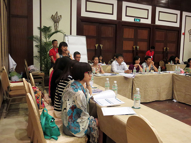 Cooperate Transversally - Sanofi (05.03.2015)